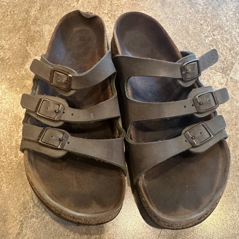 Birkenstock Women's Florida 3 Strap Sandals - Size 8 - USED - Tannish